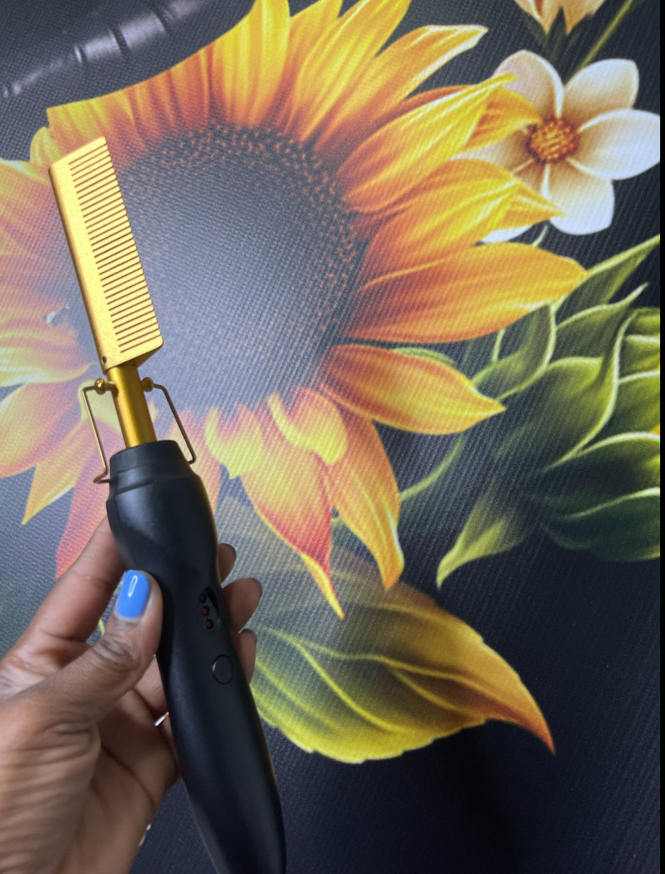 RoBeautee Hot Comb - Robeautee LLC